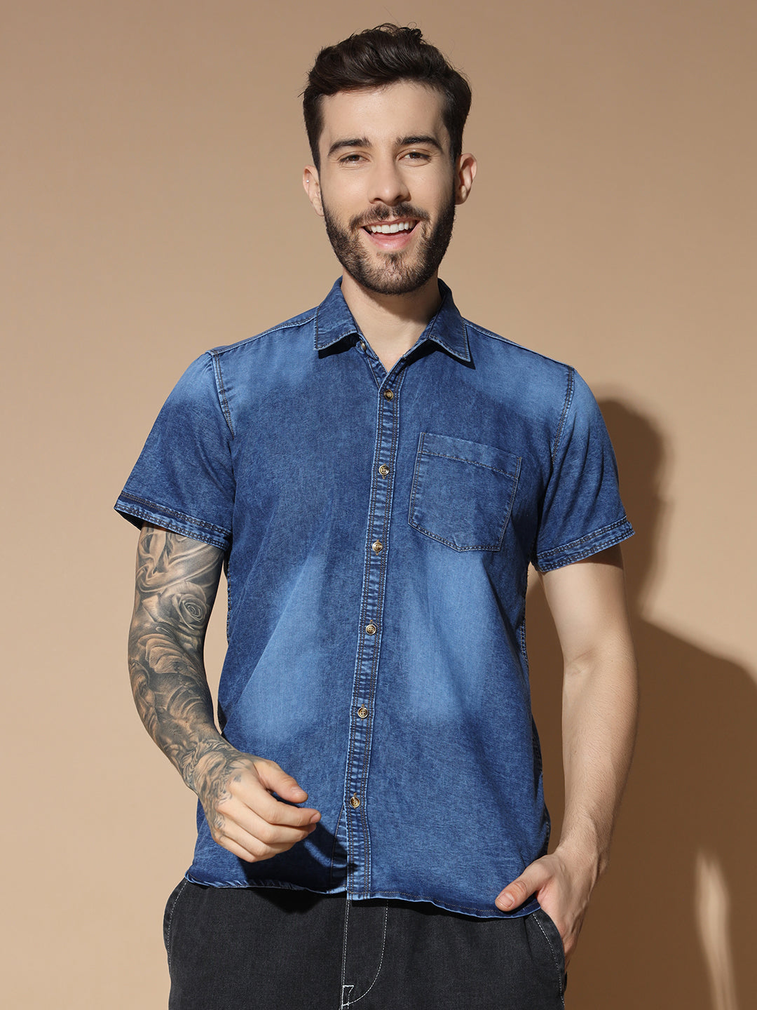 SHORT SLEEVE DENIM SHIRT