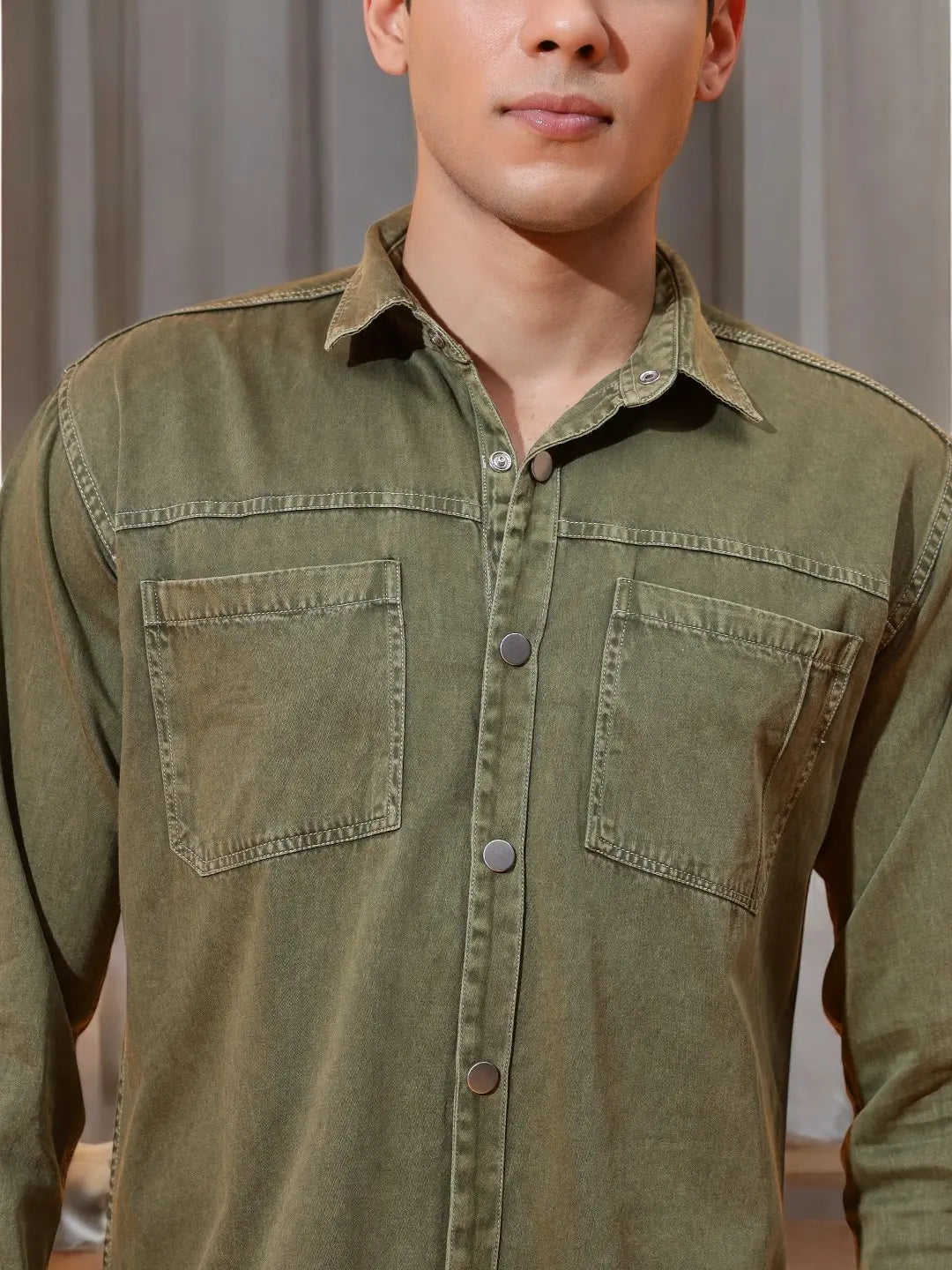 DOUBLE PATCH POCKET COTTON RFD MEHNDI SHIRT