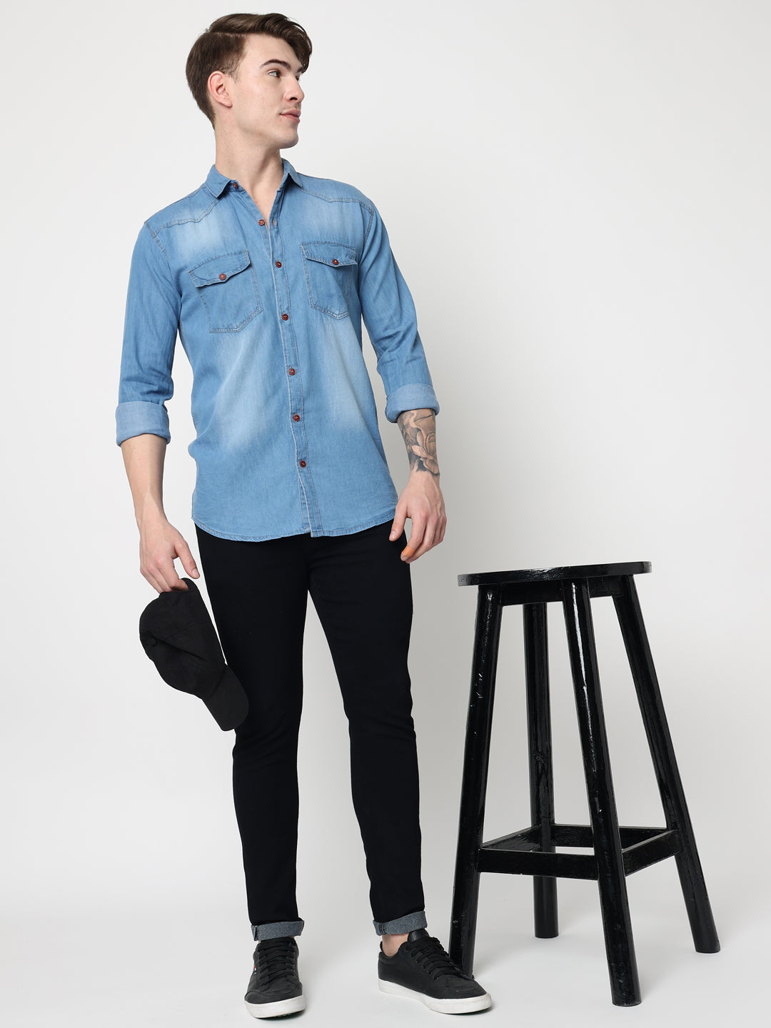 DOUBLE FLAP POCKET SPREAD COLLAR LIGHT BLUE DENIM SHIRT